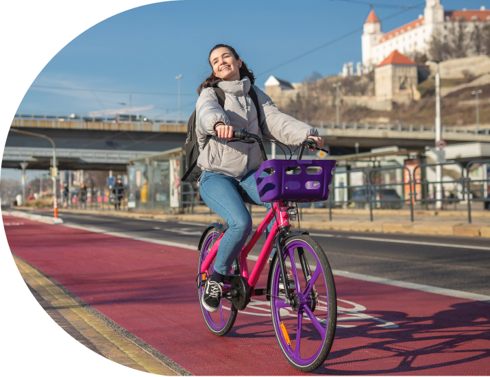 Rekola bikesharing - česká růžová sdílená kola